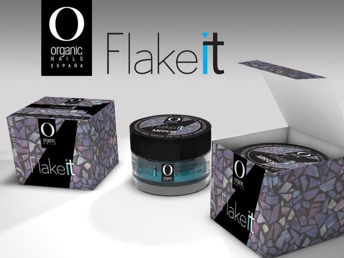 Flake It. Son Hojuelas delgadas de forma asimétrica elaboradas de pigmentos metálicos e iridicentes.